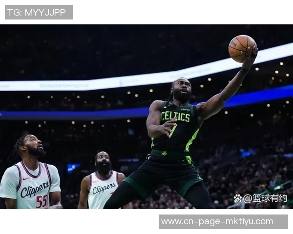 追梦之路：杰伦布朗渴望成为球队核心却面临阵容困境