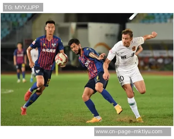 铜梁龙冲超在即末轮战斗需展现重庆血性与拼搏精神 铜梁龙冲超在即末轮战斗需展现重庆血性与拼搏精神